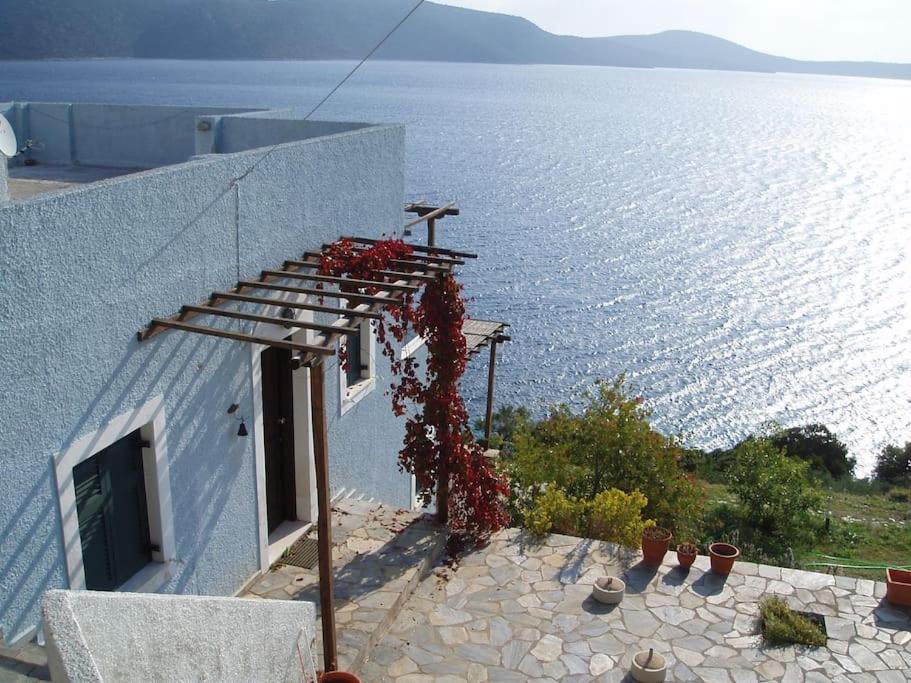 Villa With Breathtaking Views And Private Beach Agios Dimitrios  외부 사진